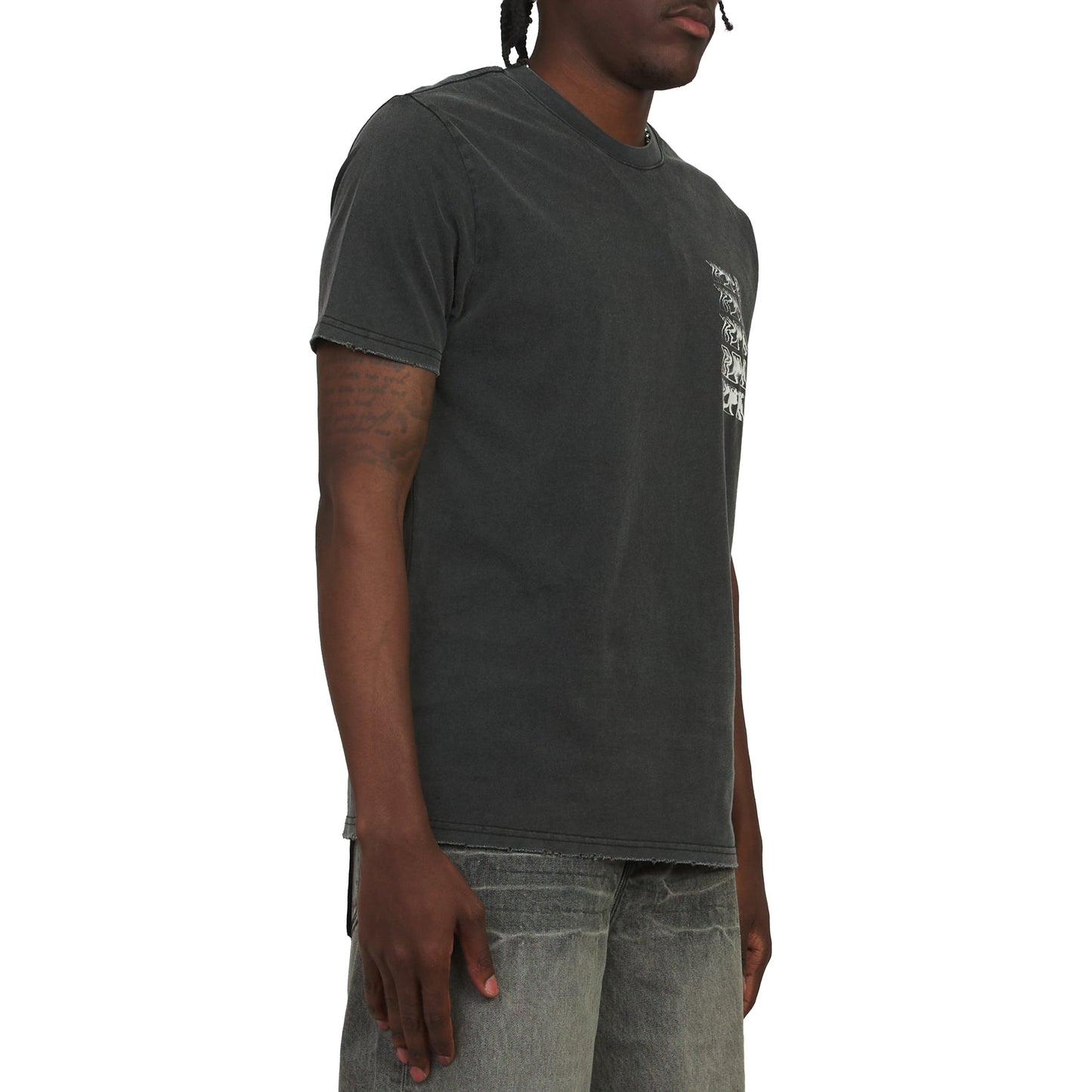 Liam Tee | Black Smoky
