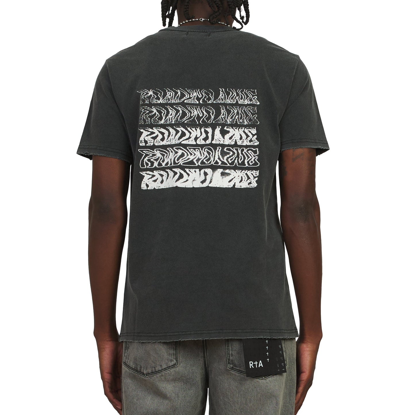 Liam Tee | Black Smoky