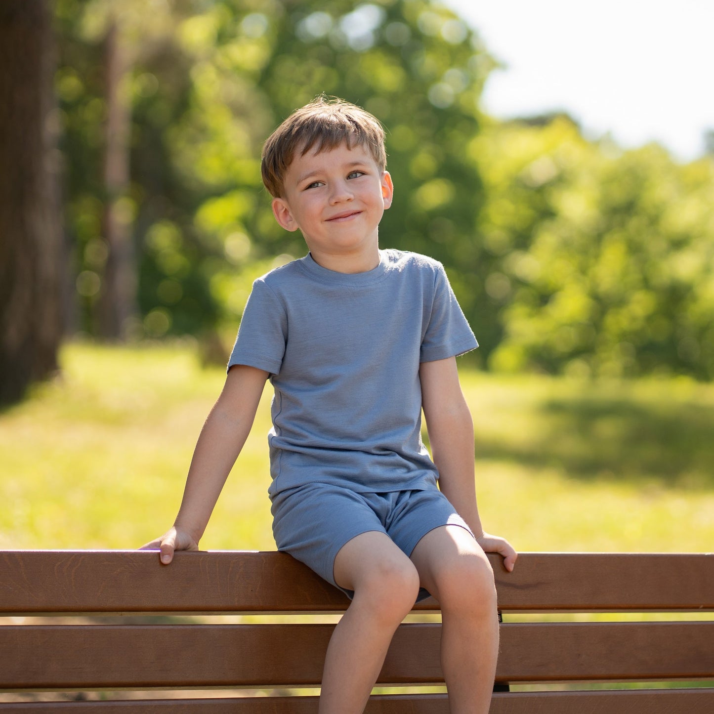 Kids' Lightweight 100% Merino T-Shirt Crewneck