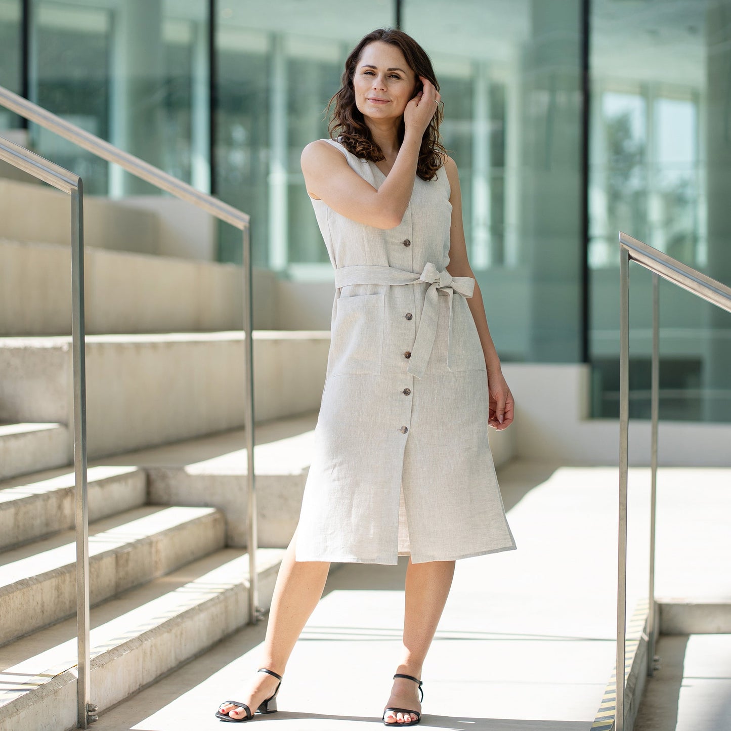 Linen V-Neck Dress With Belt Sierra